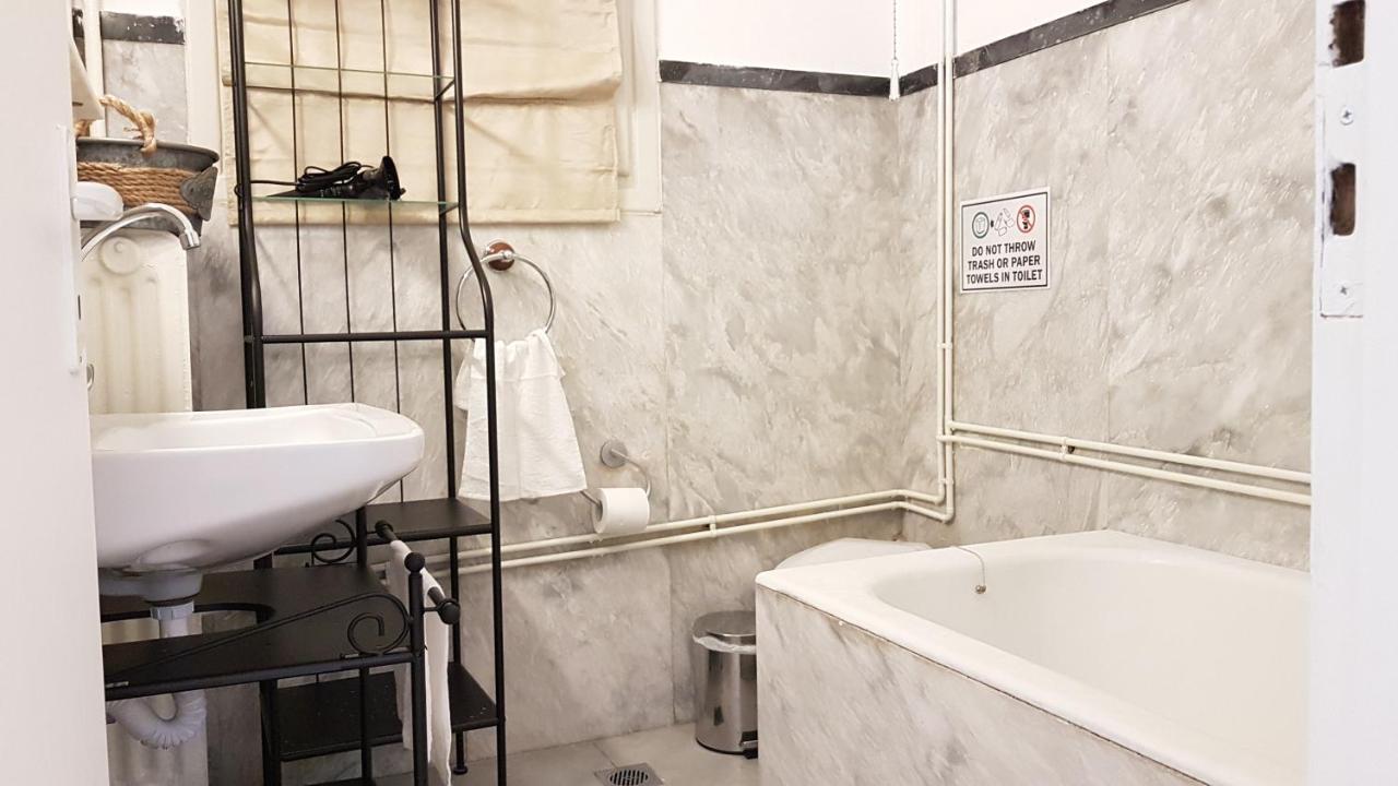 Olive Apartment- Athens Center, 4 Bd, 1.5 Bath Dış mekan fotoğraf