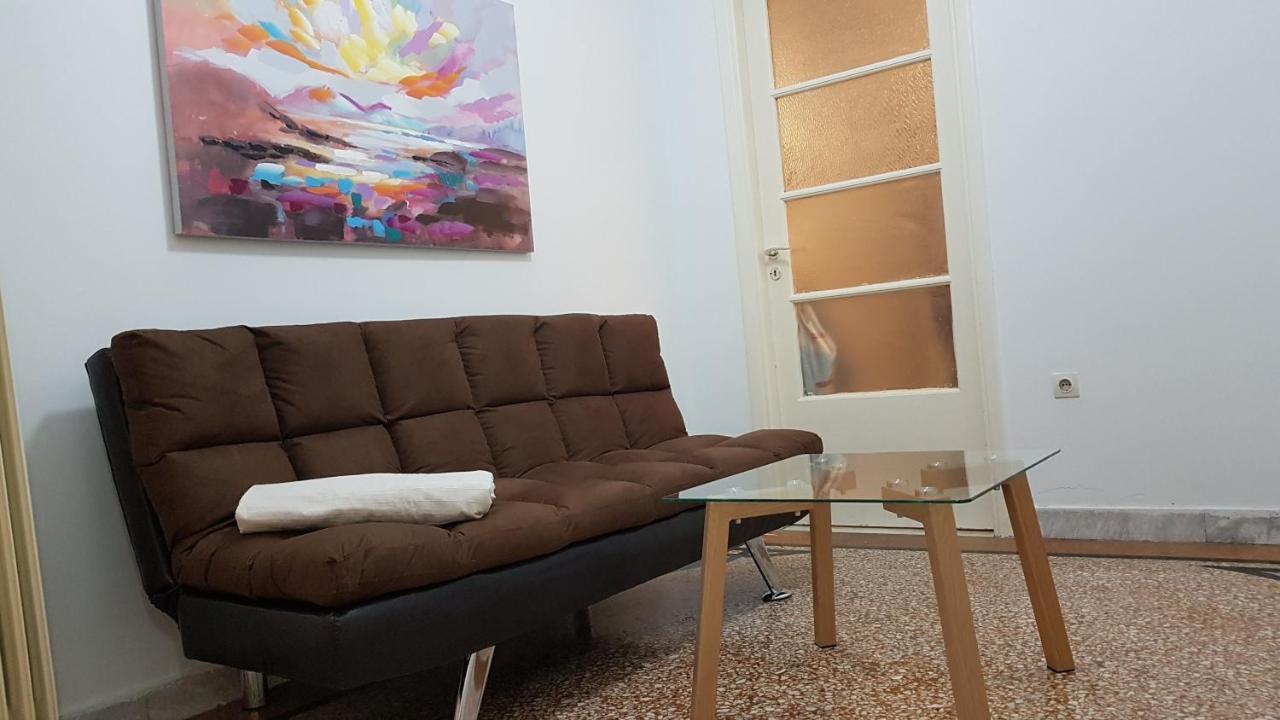 Olive Apartment- Athens Center, 4 Bd, 1.5 Bath Dış mekan fotoğraf