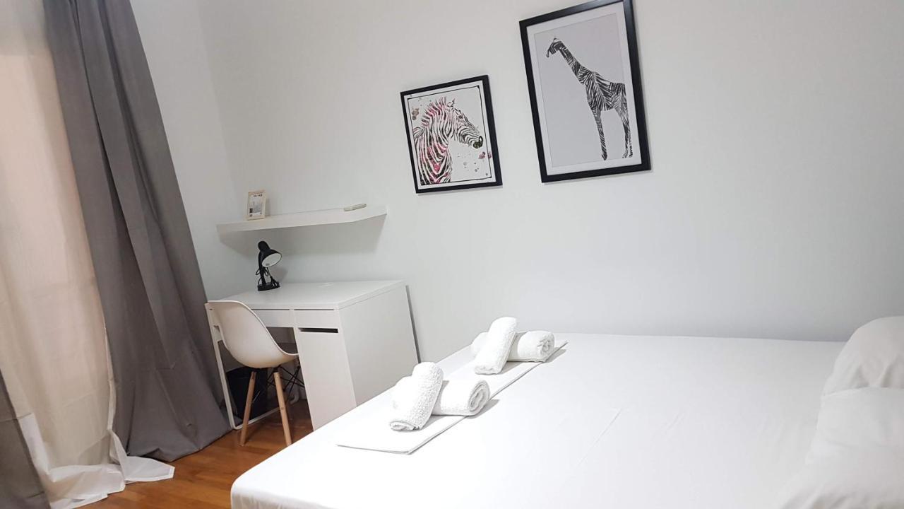 Olive Apartment- Athens Center, 4 Bd, 1.5 Bath Dış mekan fotoğraf