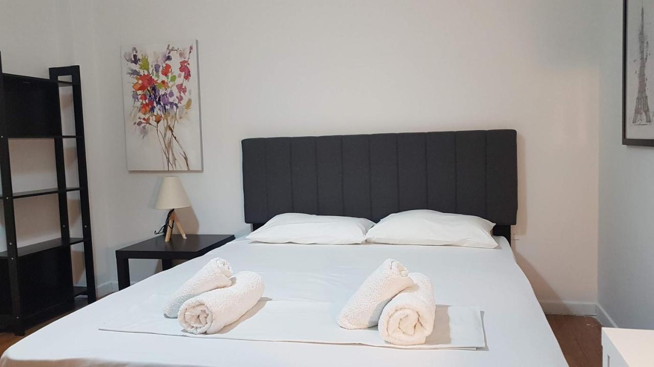 Olive Apartment- Athens Center, 4 Bd, 1.5 Bath Dış mekan fotoğraf